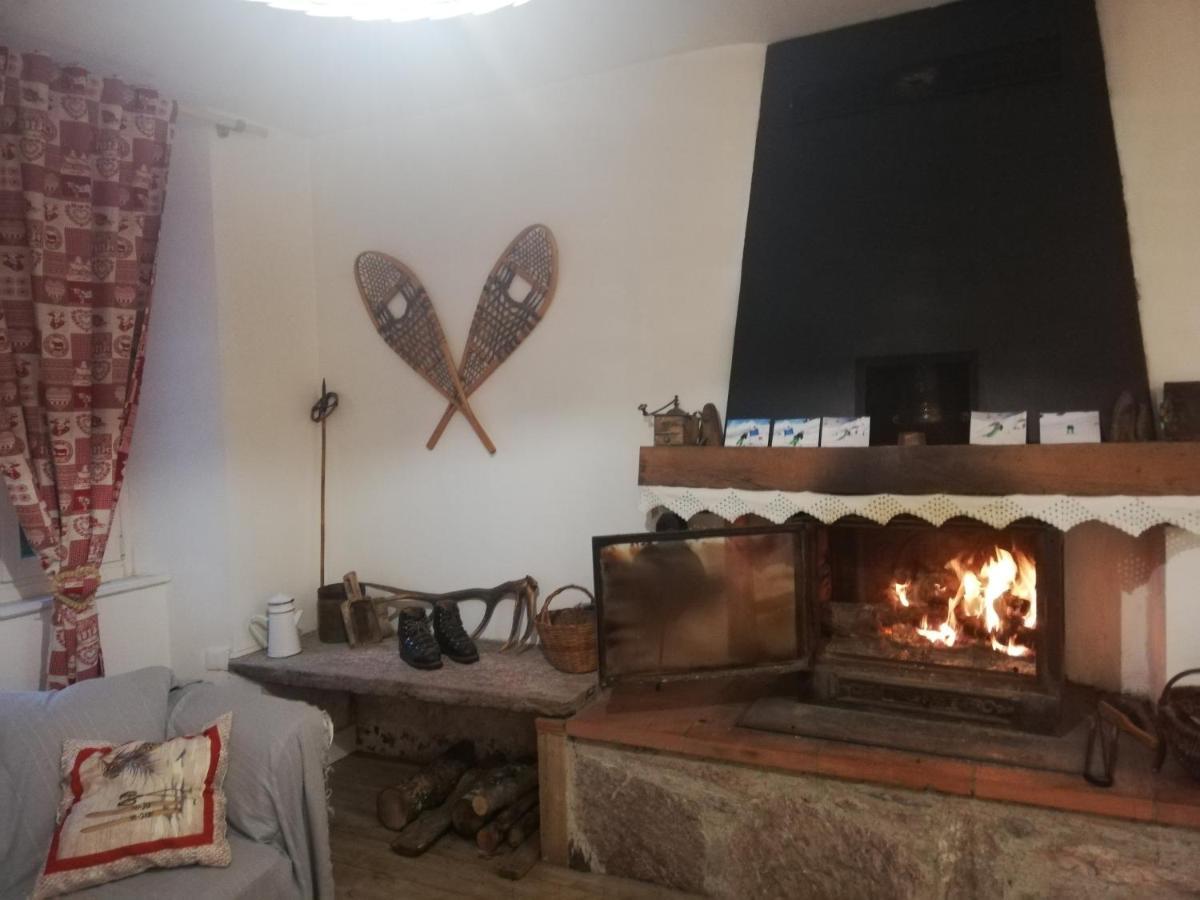 Le Domaine Des 3 Marmottes Chambres D' Hotes Cierp Eksteriør billede